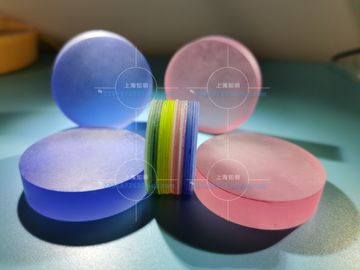 Bloque de rubíes sintético del zafiro coloreado diámetro 1 - 120m m de la lente del zafiro