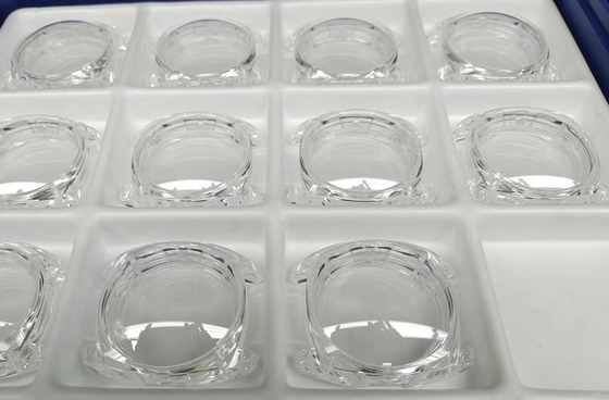 El bisel de la caja de reloj de cristal de zafiro de vidrio óptico personalizado parte el eje C