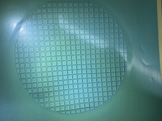 Agujeros de perforación ULTRAVIOLETA de la placa de cristal del cuarzo/del Borosilicate 4,4 x 4,4 X 0.5mmt