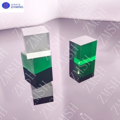 Piedra preciosa de zafiro verde: materia prima sintética para joyas duraderas con dureza de Mohs de 9