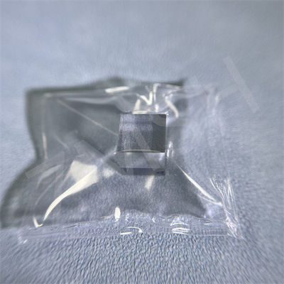 10x10x10mmt Lente óptica SiC transparente 4H-SEMI Dureza 9.0 forma personalizada