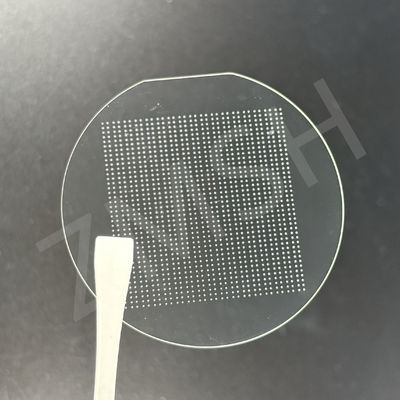 Microagujeros perforados en sustrato de vidrio TGV de alto rendimiento ultrafinos transparentes