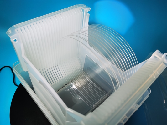 Buen precio Al2O3 6 la pulgada Sapphire Window Substrates Wafer DSP hace muescas en la alta precisión en línea