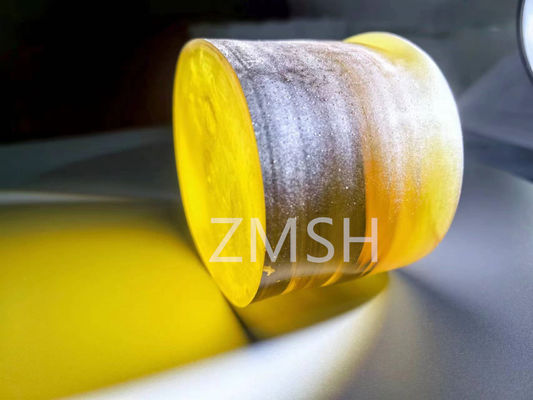 Buen precio Saphir dorado artificial piedra preciosa en bruto escala de dureza de Mohs de 9 cristal para joyería en línea