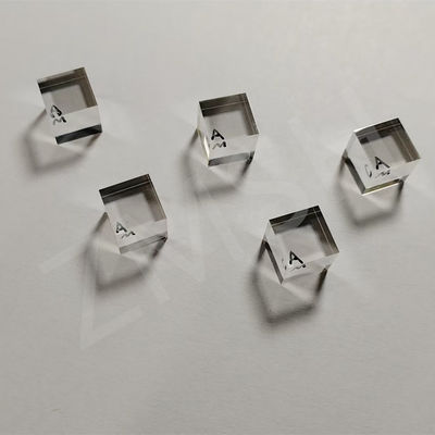 Buen precio 10x10x10mmt Lente óptica SiC transparente 4H-SEMI Dureza 9.0 forma personalizada en línea
