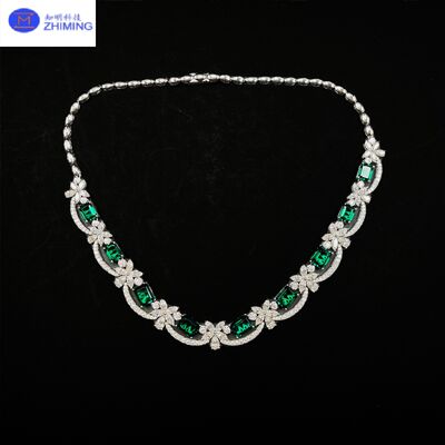Buen precio Collar de moissanita verde corte esmeralda en línea