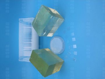 Buen precio substratos monocristalinos finos superconductores del cristal del MgO del substrato 10x10x0.5mmt en línea