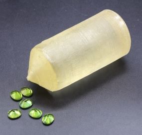 Buen precio Granate GGG, material cristalino Gd3Ga5O12 del galio del gadolinio de 2 pulgadas del substrato en línea