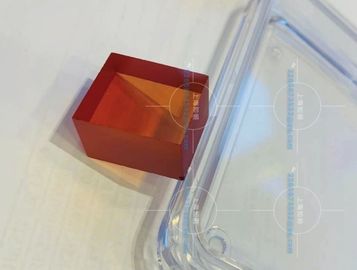 Bloque cristalino artificial dopado de zafiro del cristal de zafiro del laser del alto rendimiento