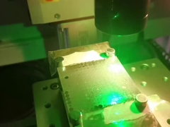 Máquina de perforación láser de alta precisión